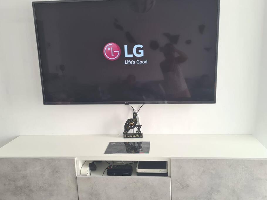 Apartamento Laina Tías Екстериор снимка